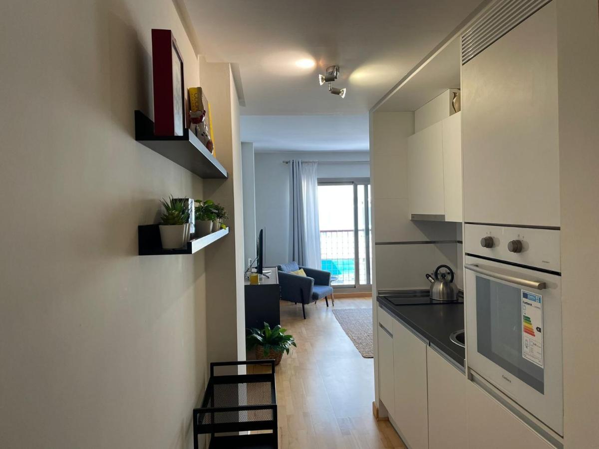 מאלגה A Space That Feels Like Home With Private Parking מראה חיצוני תמונה